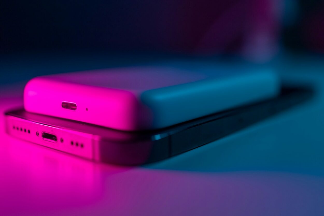Power Bank Personalizado: Energia e Conexão em Suas Mão - Zen Brindes Power Bank Personalizado: Energia e Conexão em Suas Mão - Novidades em Brindes Brinde Personalizado - Zen Brindes