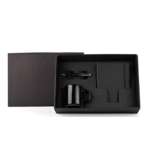 Kit Caneca e Acessórios 3 Peças Personalizado - MKT-9047Z para Brindes de Eventos e Feiras da Zen Brindes.