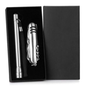 Kit Lanterna e Acessórios Personalizado - MLN-00560 para Brindes de Eventos e Feiras da Zen Brindes.