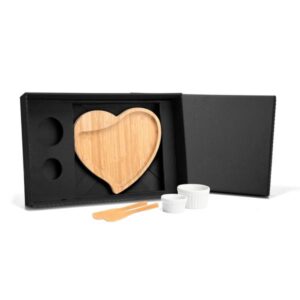 Kit Petisco com Tábua Coração Personalizado - MKT-90043 para Brindes de Eventos e Feiras da Zen Brindes.