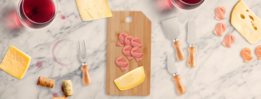 Kit para Queijo em Bambu e Inox Personalizado - MPD-20043 para Brindes de Eventos e Feiras da Zen Brindes.