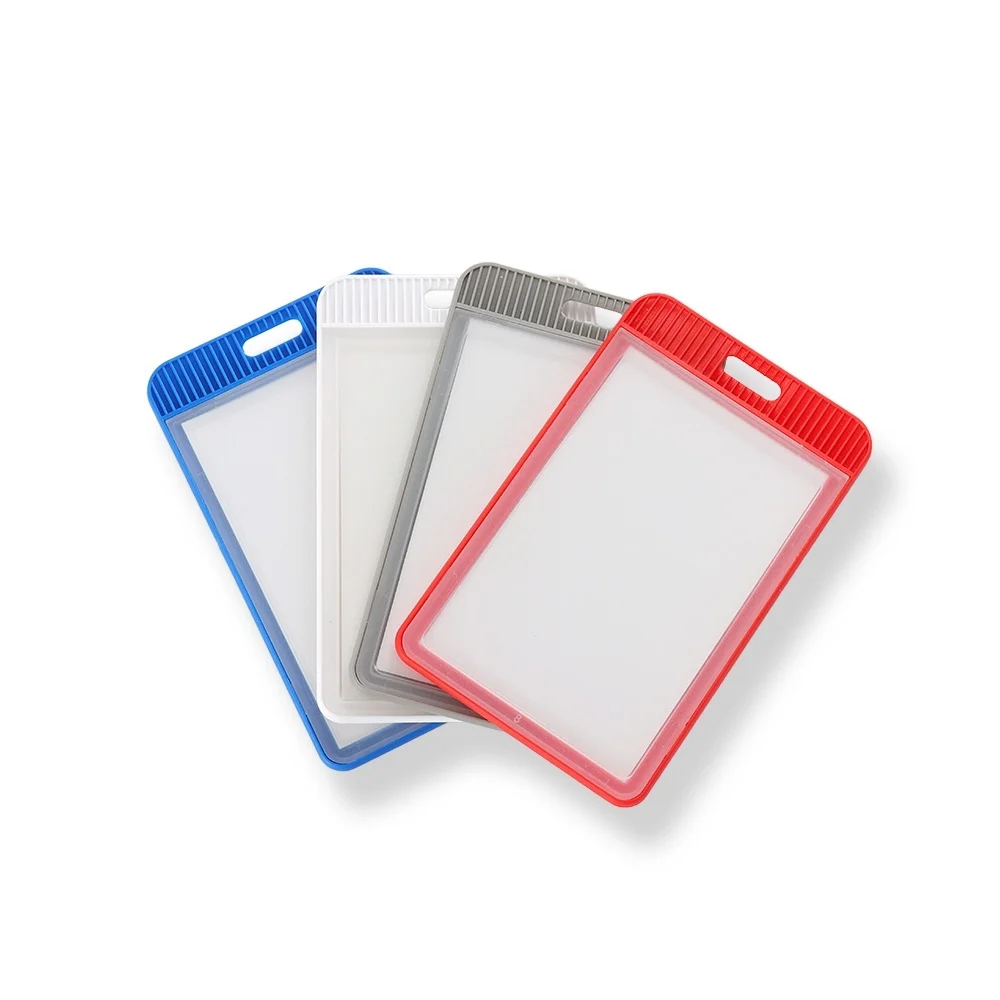 Porta Crachá Plástico - X06025 - Cordões Brinde Personalizado - Zen Brindes